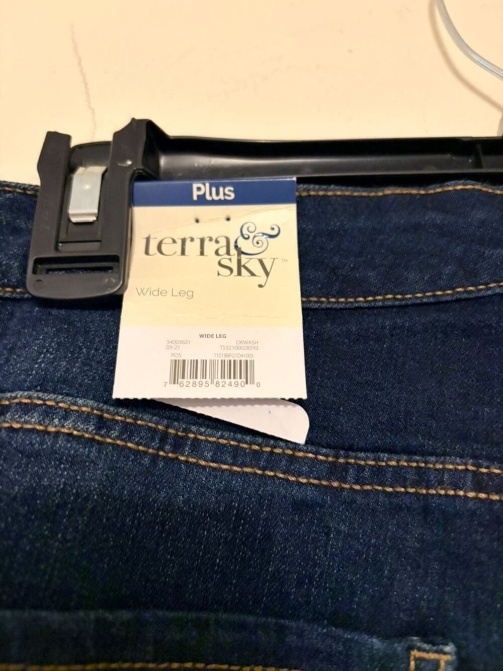 New NWT Terra & Sky Medium Wash Wide Leg Jeans Women's Size 24W 31" Inseam - Picture 3 of 4